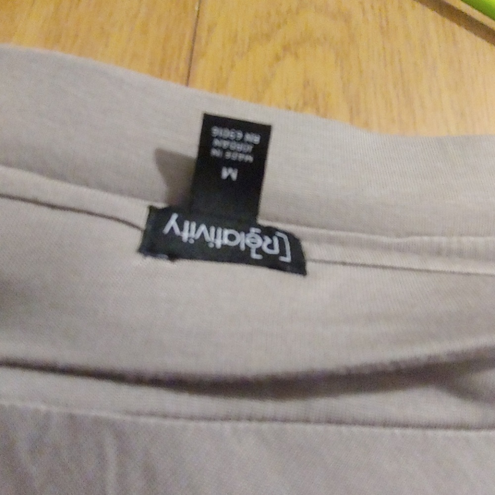 Skirt - Picture 3 of 3